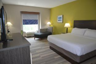 holiday inn express and suites caryville by ihg