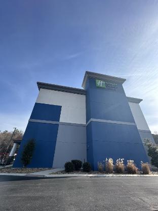 holiday inn express and suites caryville by ihg