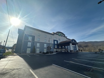 Holiday Inn Express & Suites, Caryville By Ihg,Caryville>>Campbell County,3 star