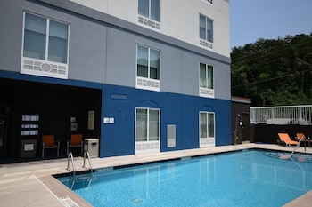 Holiday Inn Express & Suites, Caryville By Ihg,Caryville>>Campbell County,3 star