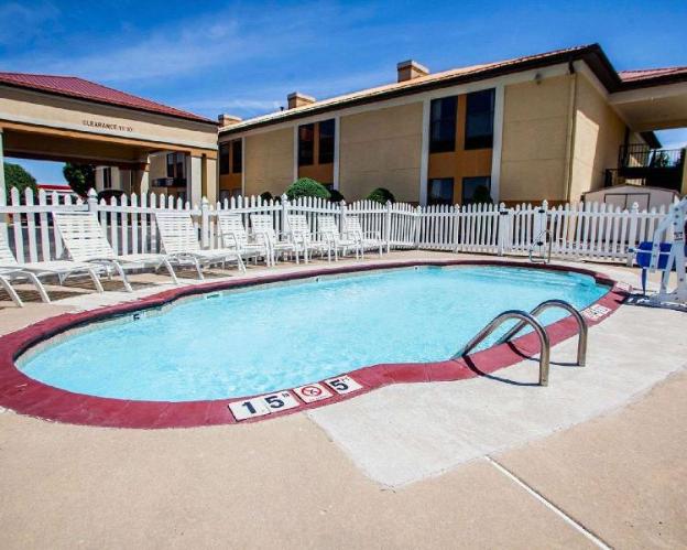 quality inn arcola