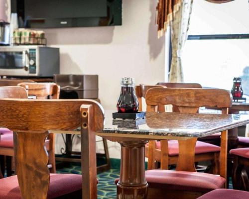 quality inn arcola