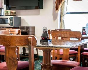 quality inn arcola