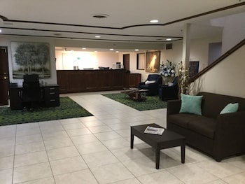 Quality Inn,Champaign>>Arcola,2.5 star