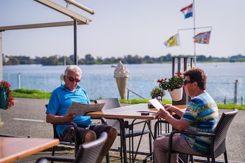 hotel restaurant zalen hoogeerd