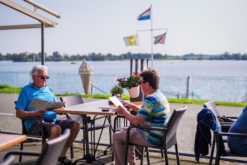 hotel restaurant zalen hoogeerd