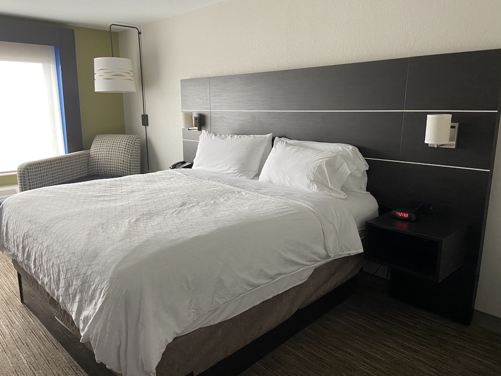 holiday inn express and suites exmore eastern shor