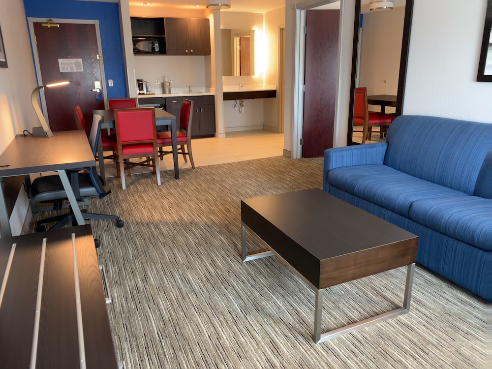holiday inn express and suites exmore eastern shor