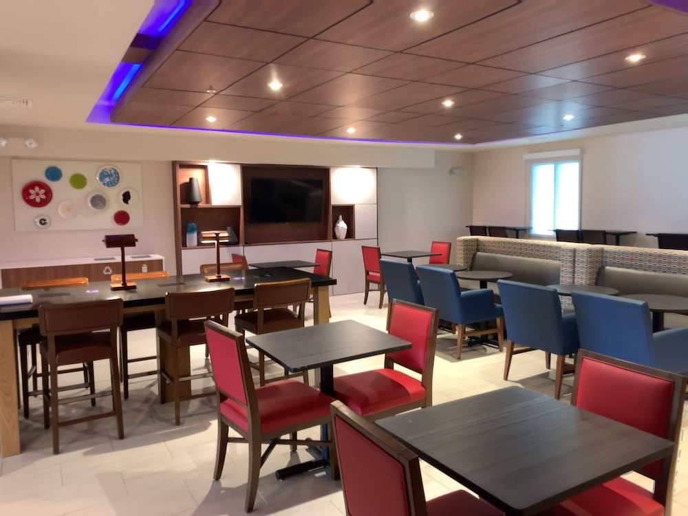 holiday inn express and suites exmore eastern shor
