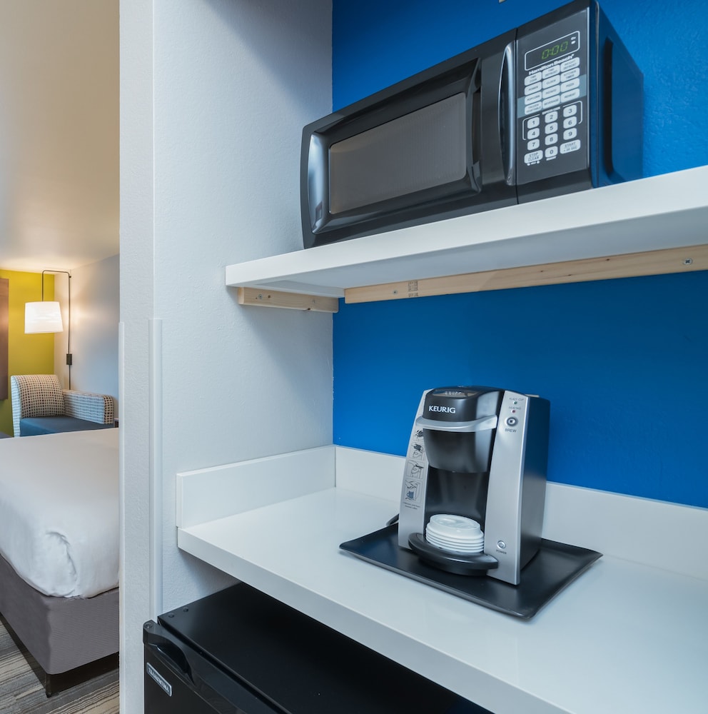 holiday inn express hotel and suites rocky mount by ihg