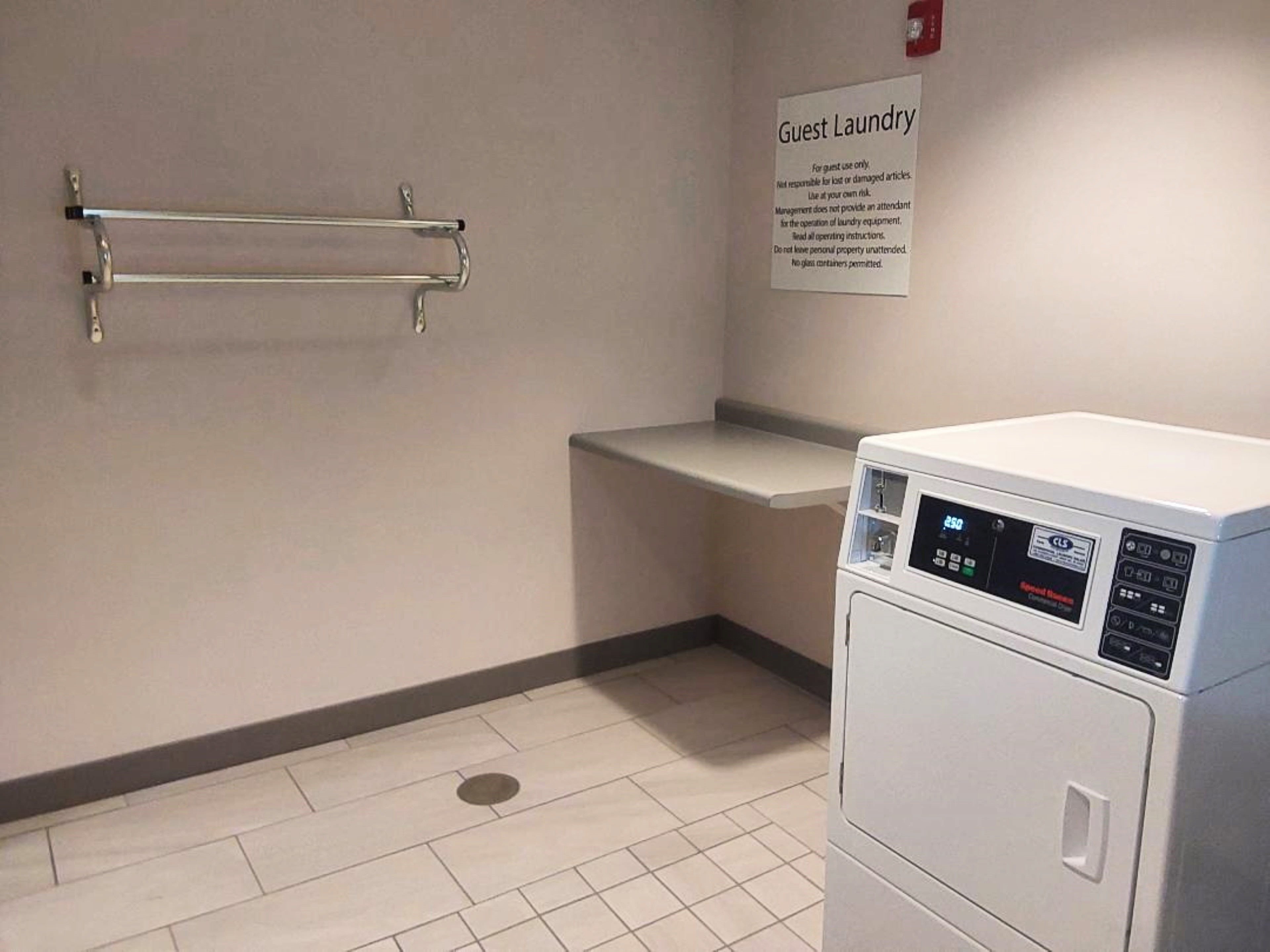 holiday inn express and suites antigo by ihg