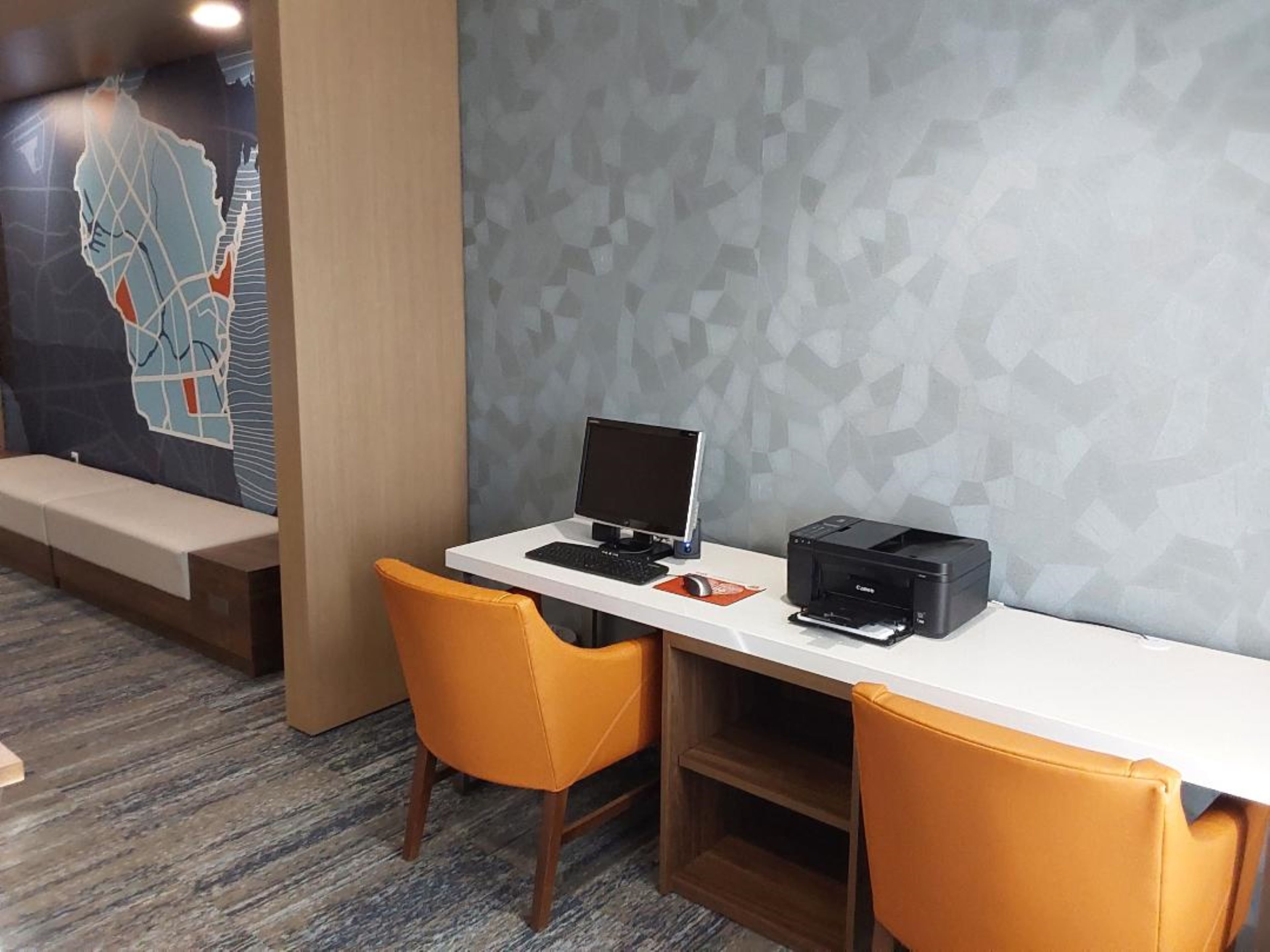 holiday inn express and suites antigo by ihg