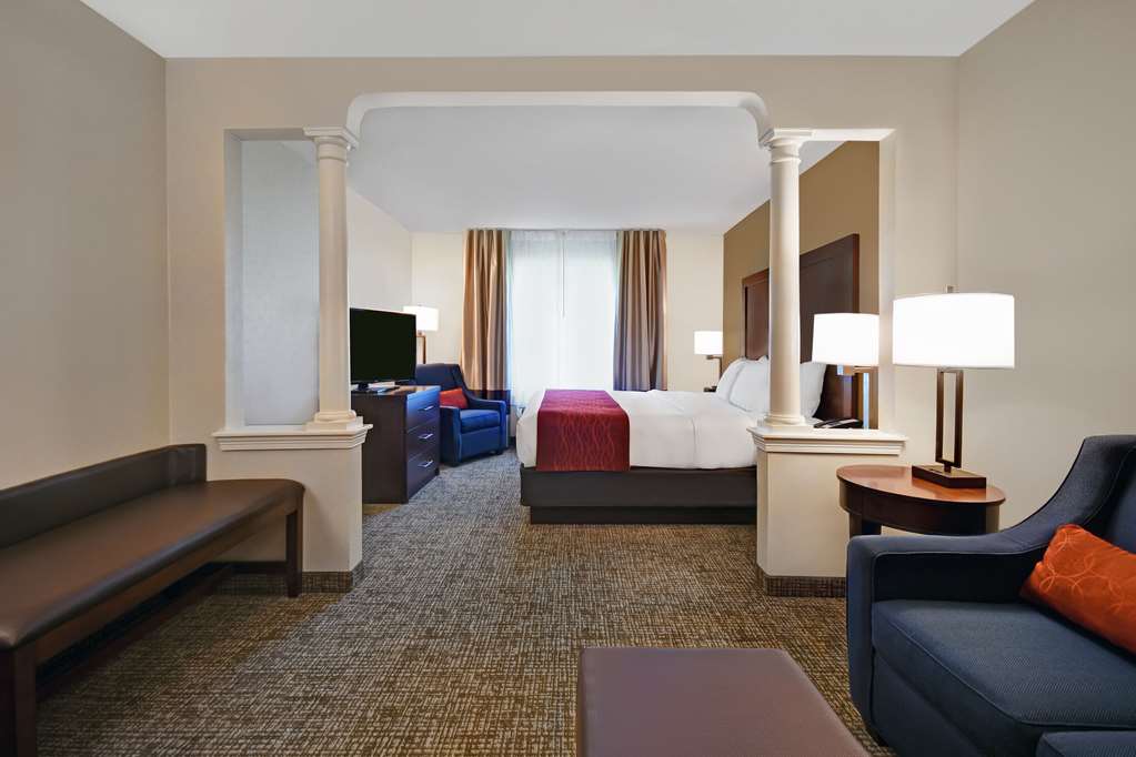 comfort inn and suites wilton