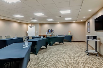 Comfort Suites Helena Airport,Montana>>Helena,2.5 star