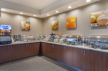 Comfort Suites Helena Airport,Montana>>Helena,2.5 star