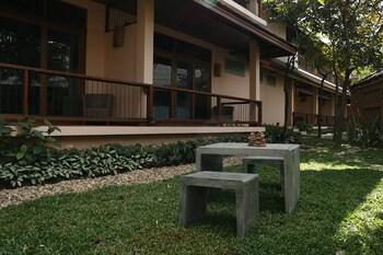 vc suanpaak hotel and serviced apartments