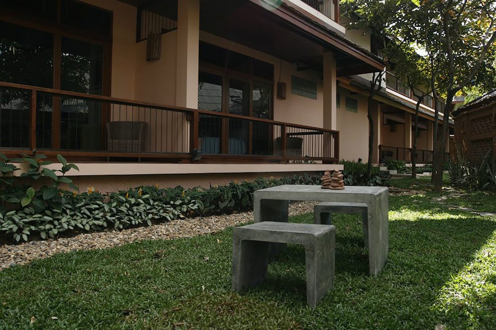 vc suanpaak hotel and serviced apartments