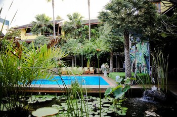 vc suanpaak hotel and serviced apartments