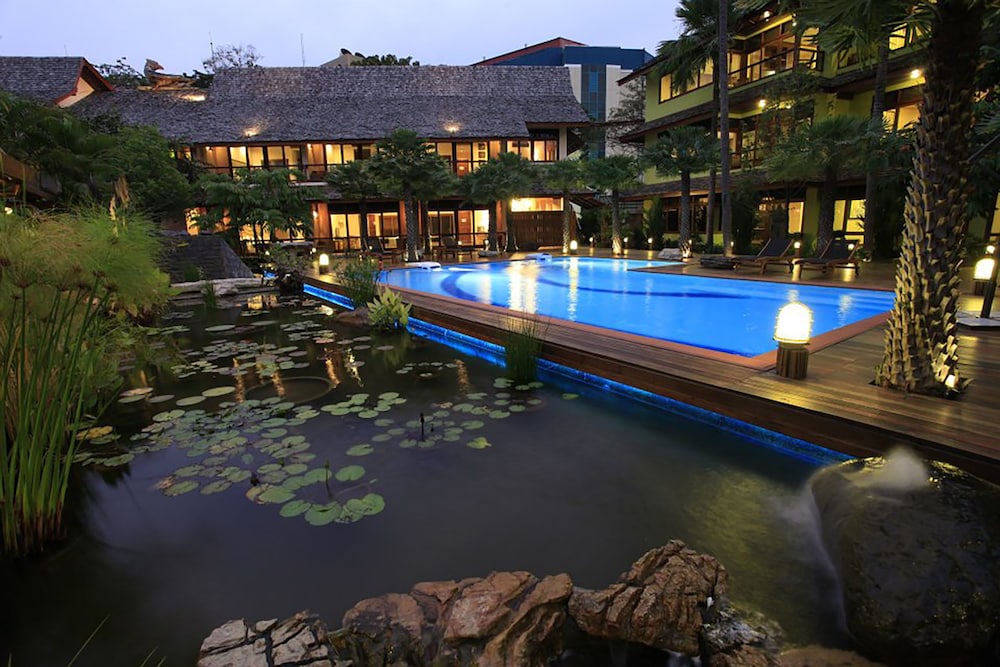 vc suanpaak hotel and serviced apartments