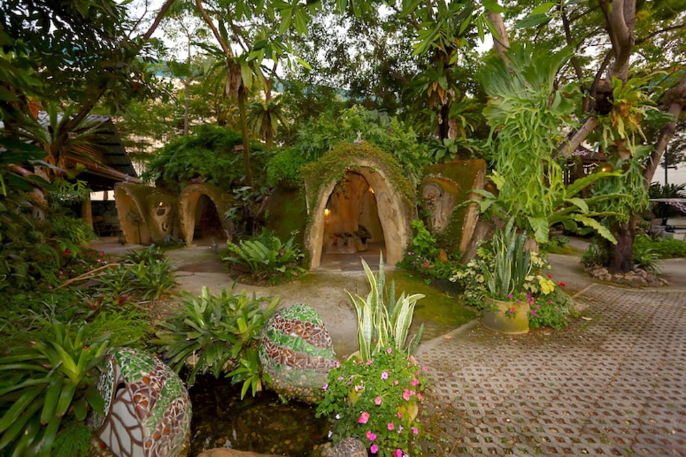 vc suanpaak hotel and serviced apartments