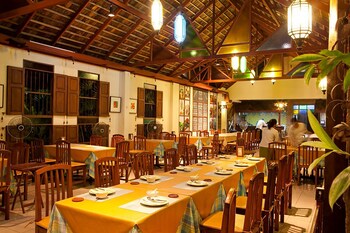 vc suanpaak hotel and serviced apartments