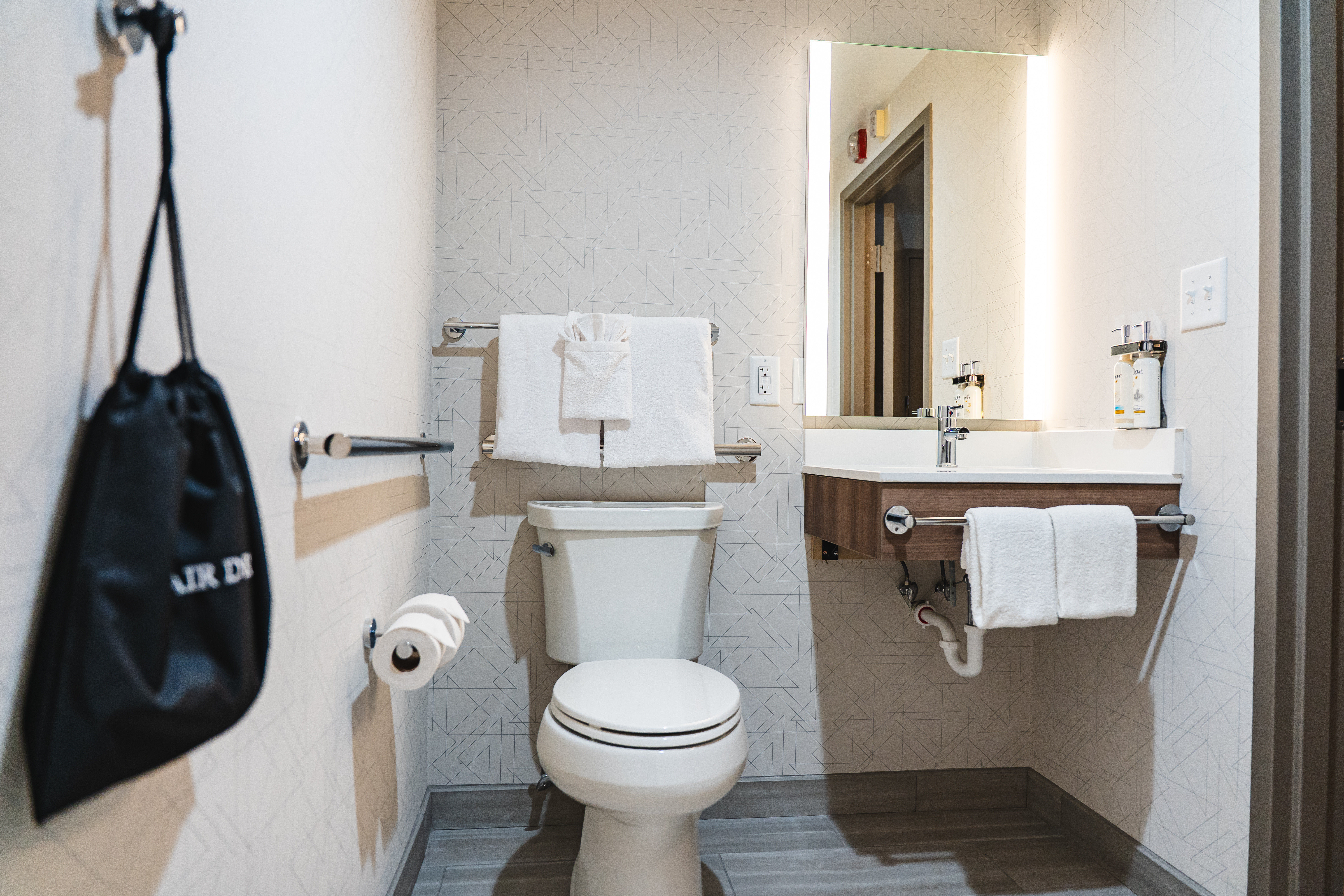 holiday inn express frazer malvern by ihg