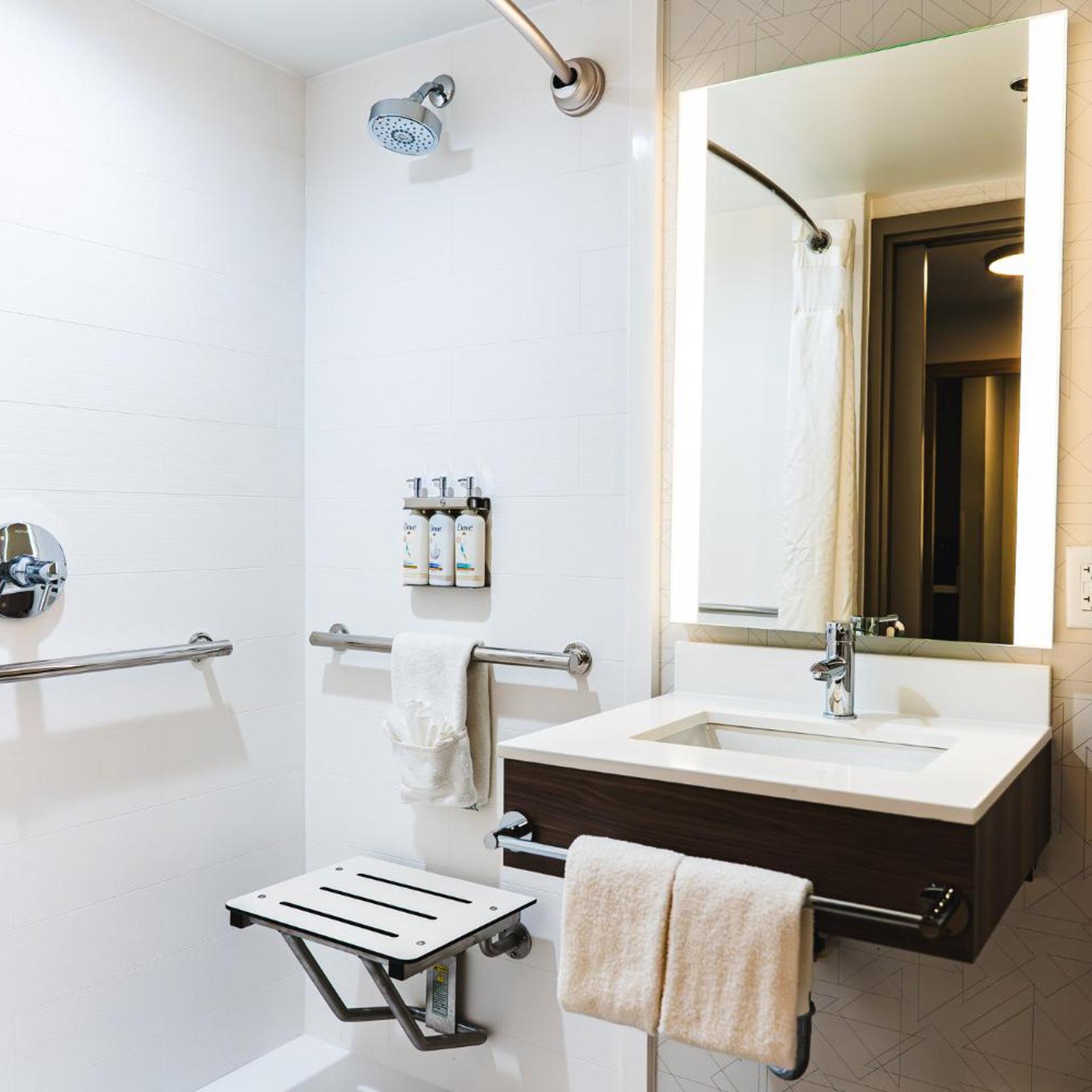 holiday inn express frazer malvern by ihg
