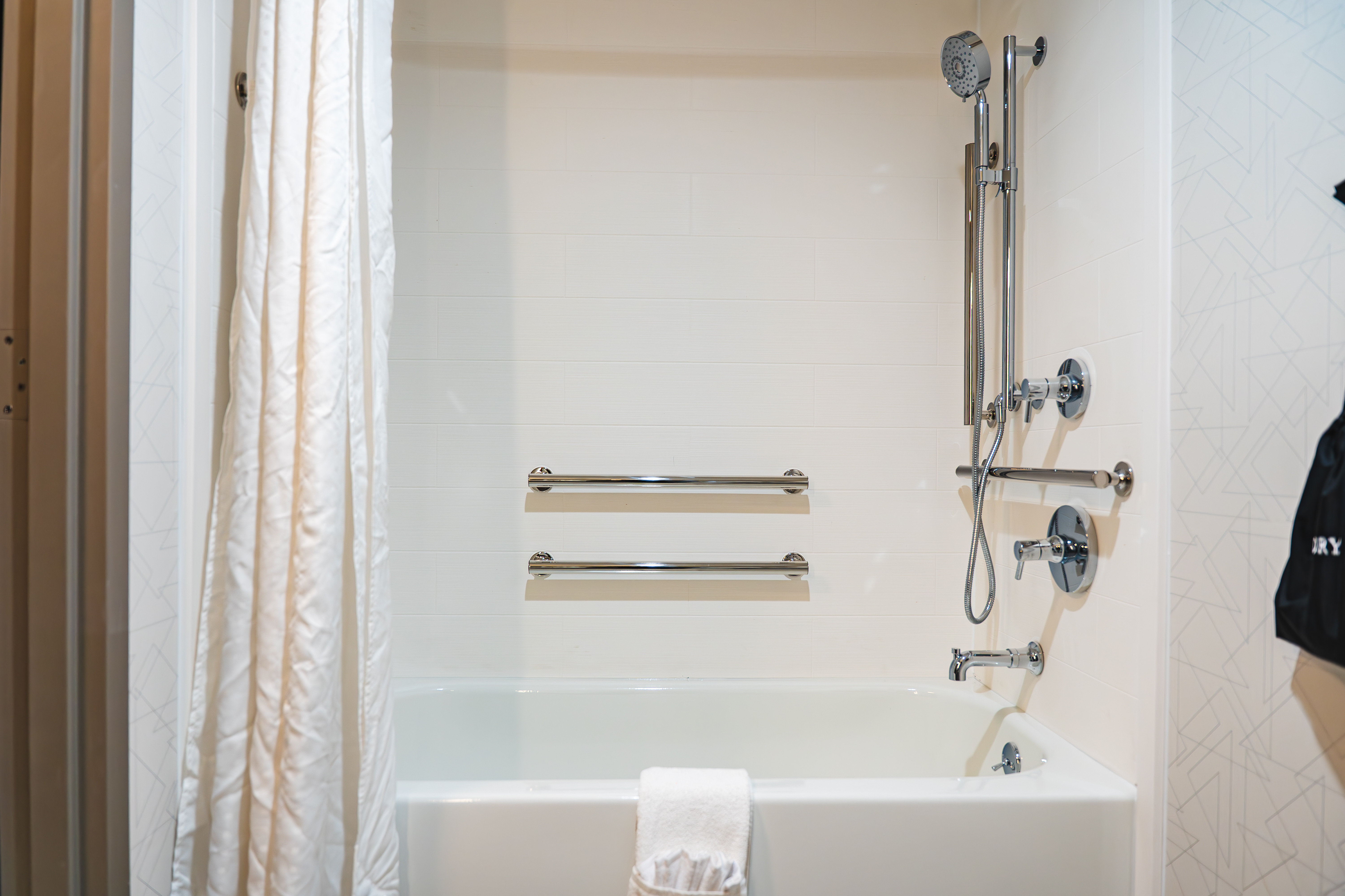 holiday inn express frazer malvern by ihg