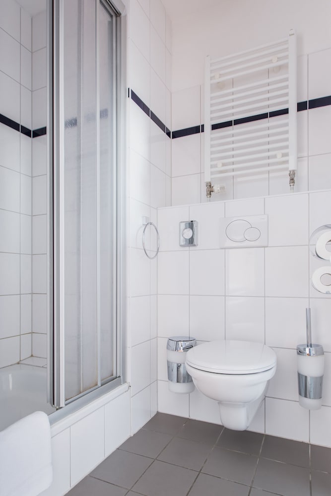 aando dortmund hauptbahnhof hostel