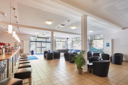 aando aachen hauptbahnhof hostel