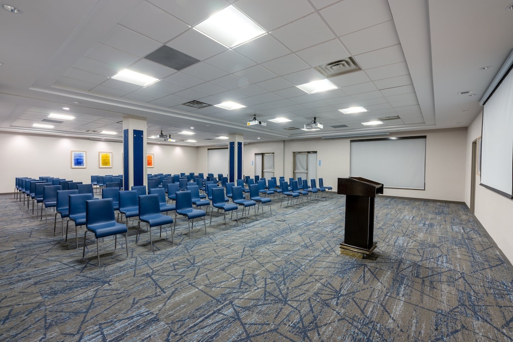 holiday inn express and suites vaughan southwest by ihg