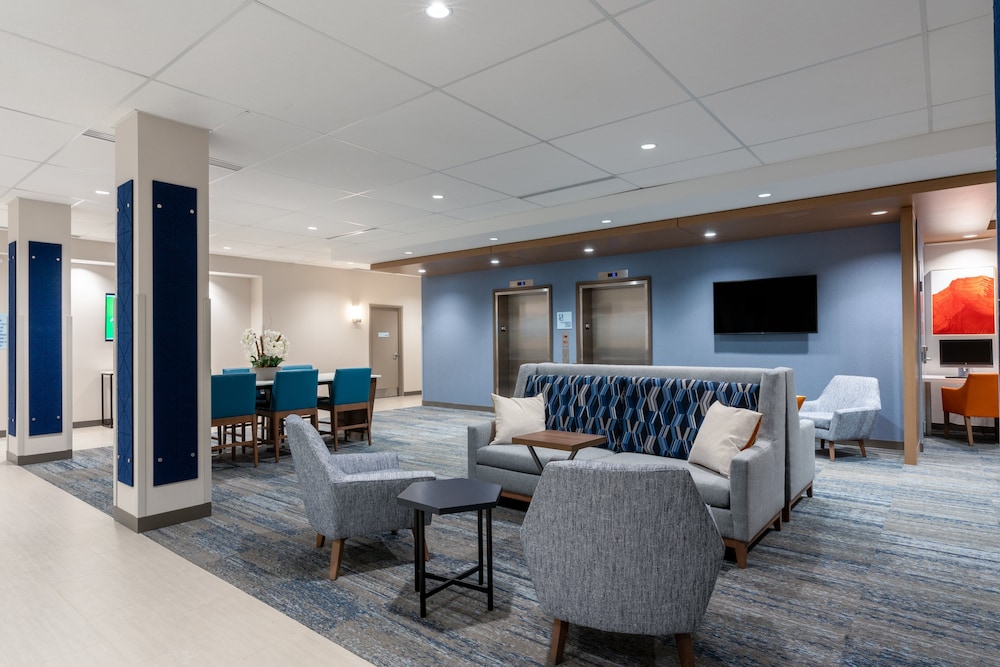 holiday inn express and suites vaughan southwest by ihg