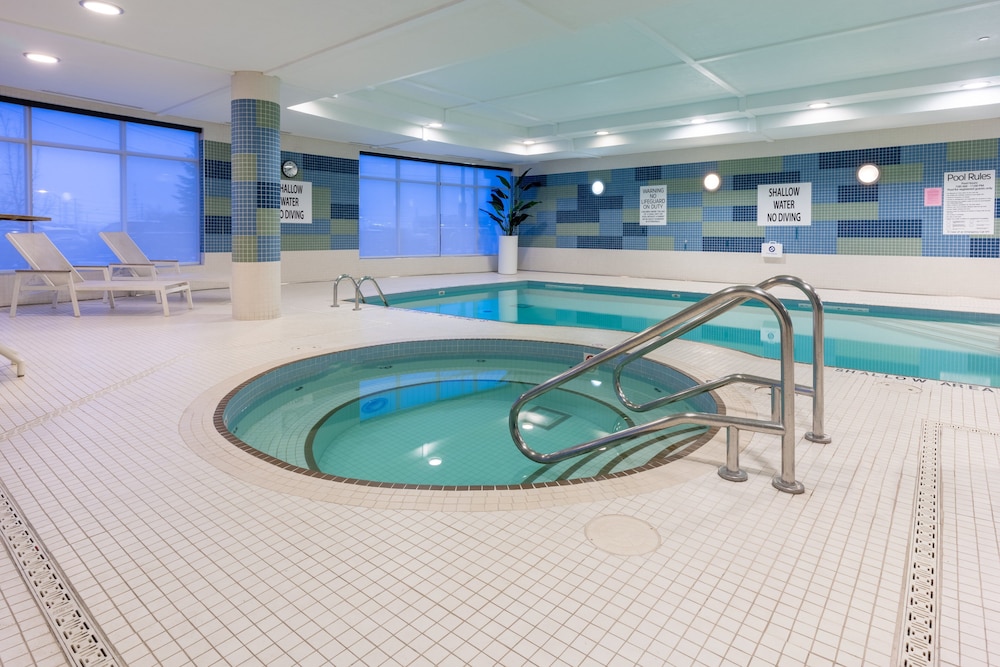 holiday inn express and suites vaughan southwest by ihg
