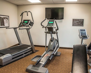 sleep inn and suites bismarck i 94