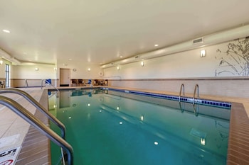 sleep inn and suites bismarck i 94