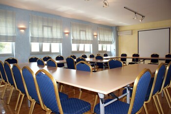 harmony hotel apartments