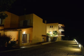 marias filoxenia suites
