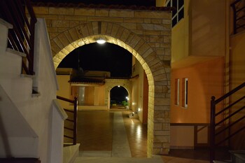 marias filoxenia suites