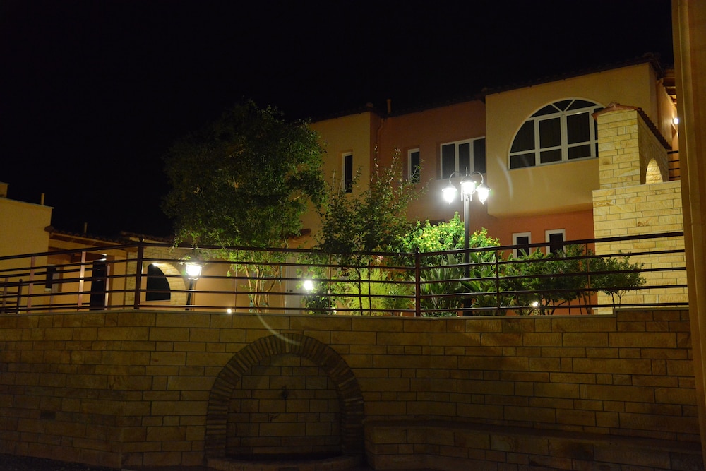 marias filoxenia suites