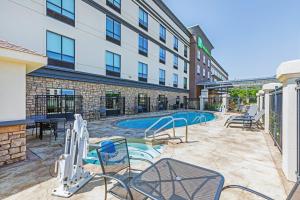 holiday inn stillwater university west by ihg