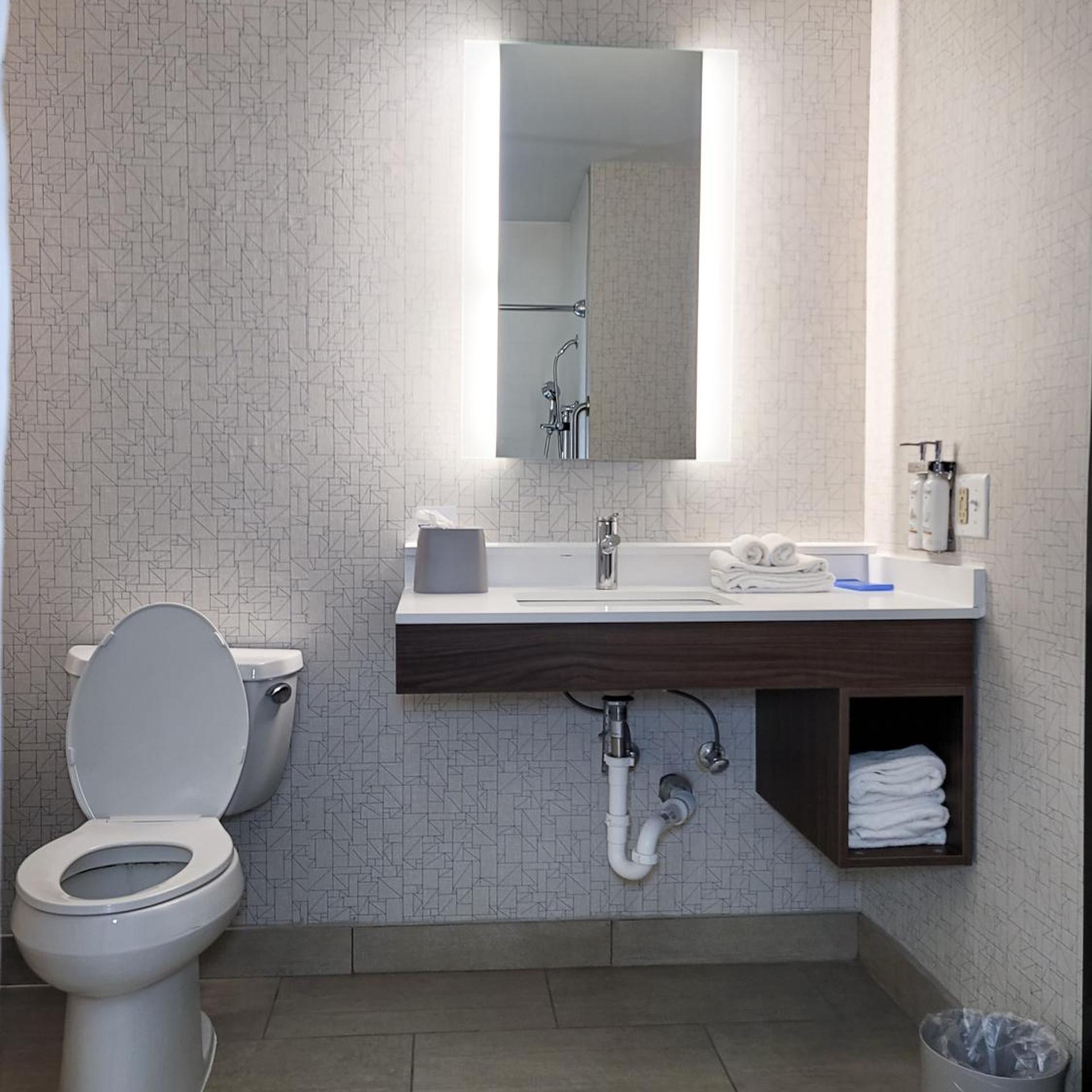holiday inn express and suites enid hwy 412