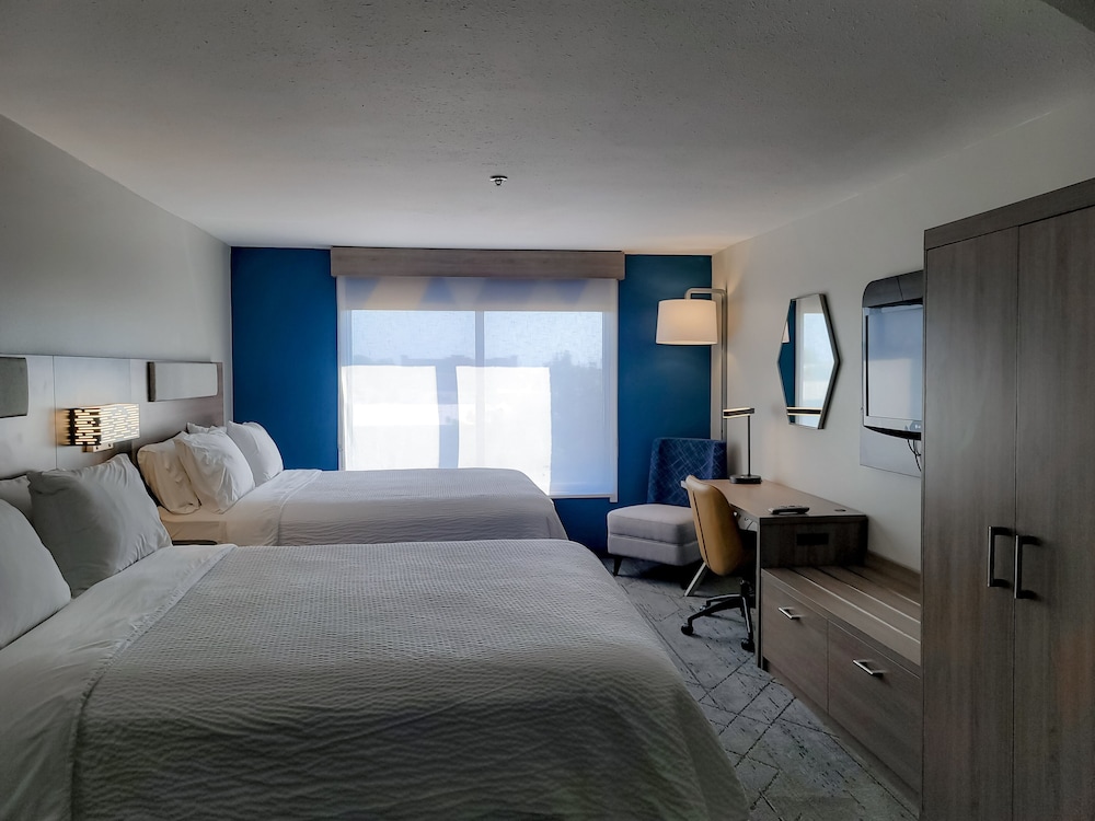 holiday inn express and suites enid hwy 412