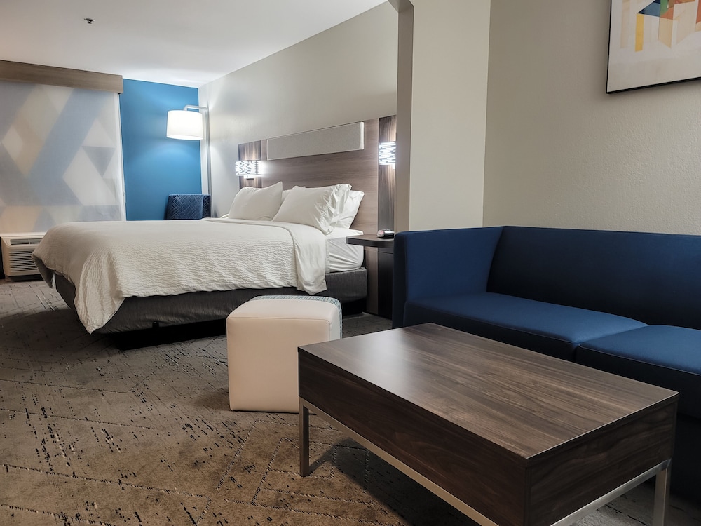 holiday inn express and suites enid hwy 412