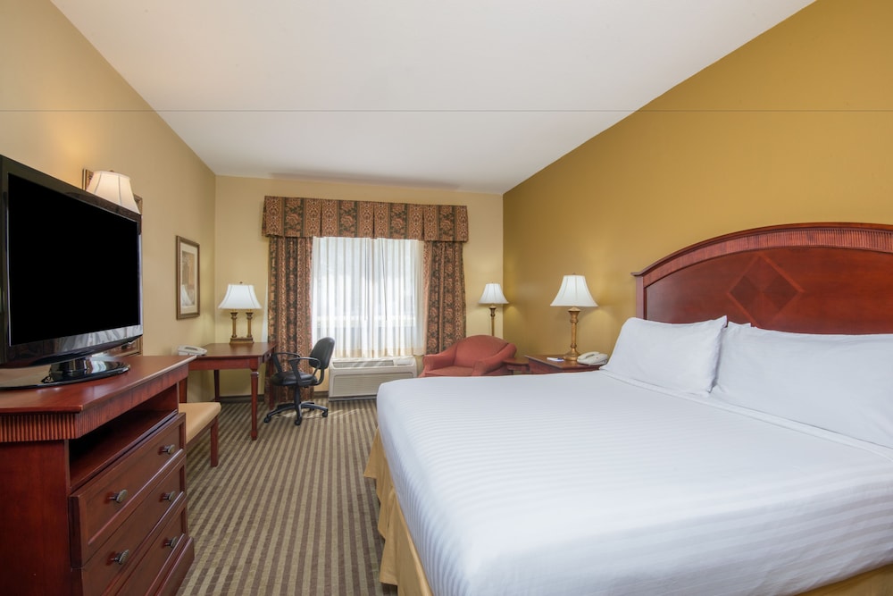 holiday inn express and suites enid hwy 412