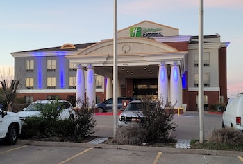 holiday inn express and suites enid hwy 412