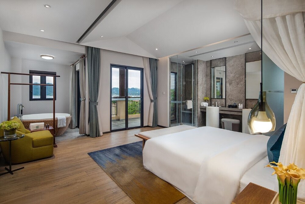 hazens east resort hotel