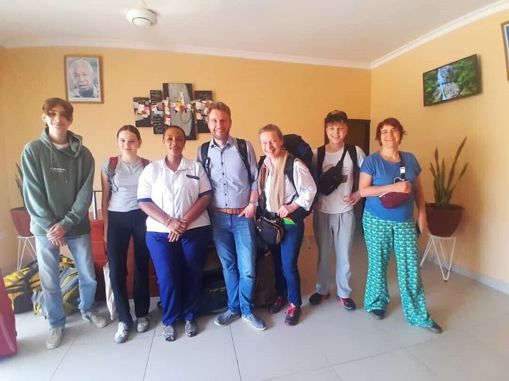 transit motel airport