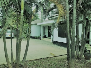 transit motel airport