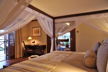 lake elmenteita serena camp