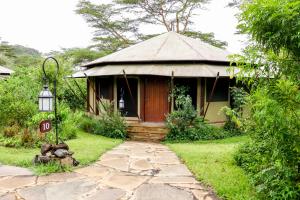 lake elmenteita serena camp